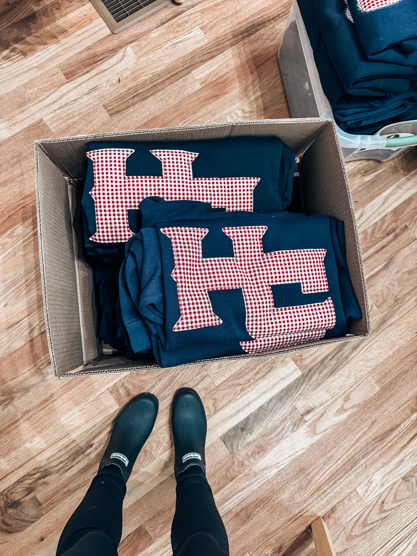 HC gingham sweatshirt