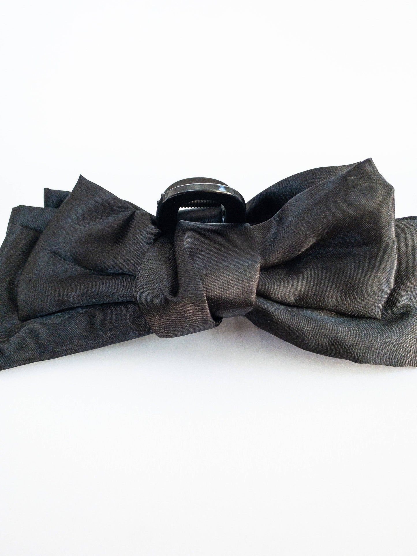 Mia Bow Hair Claw Clip in Jet Black