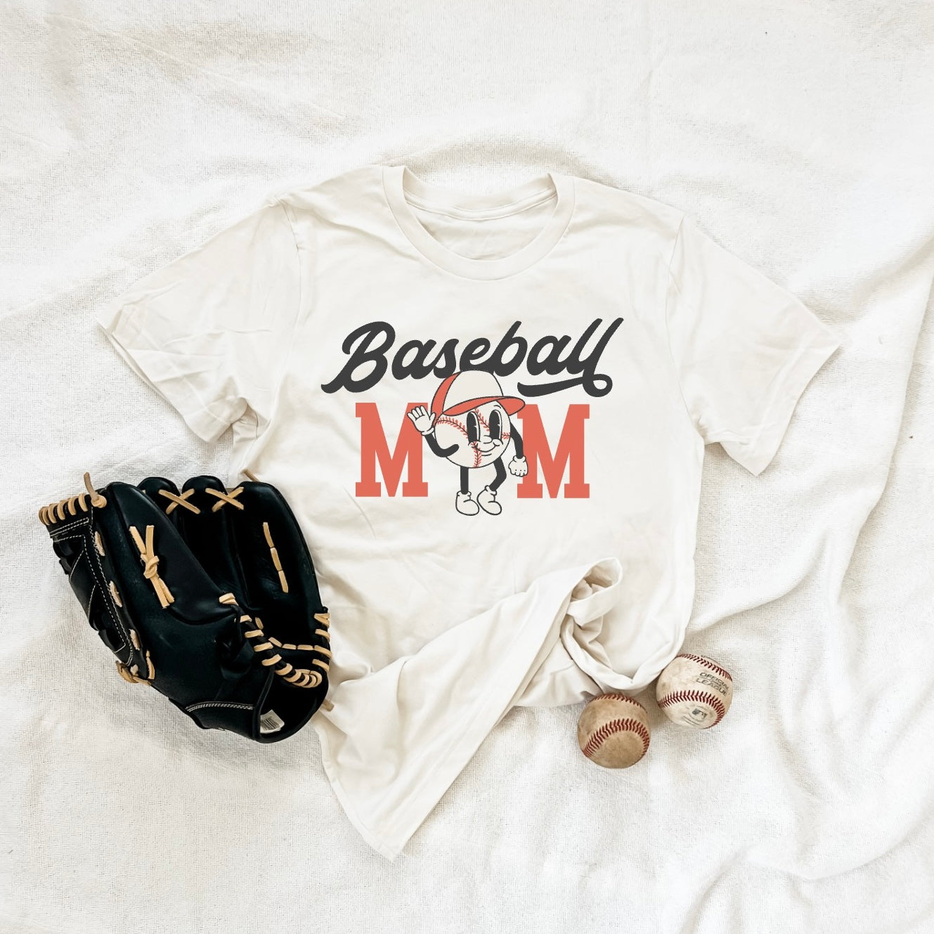 BASEBALL MOM tee