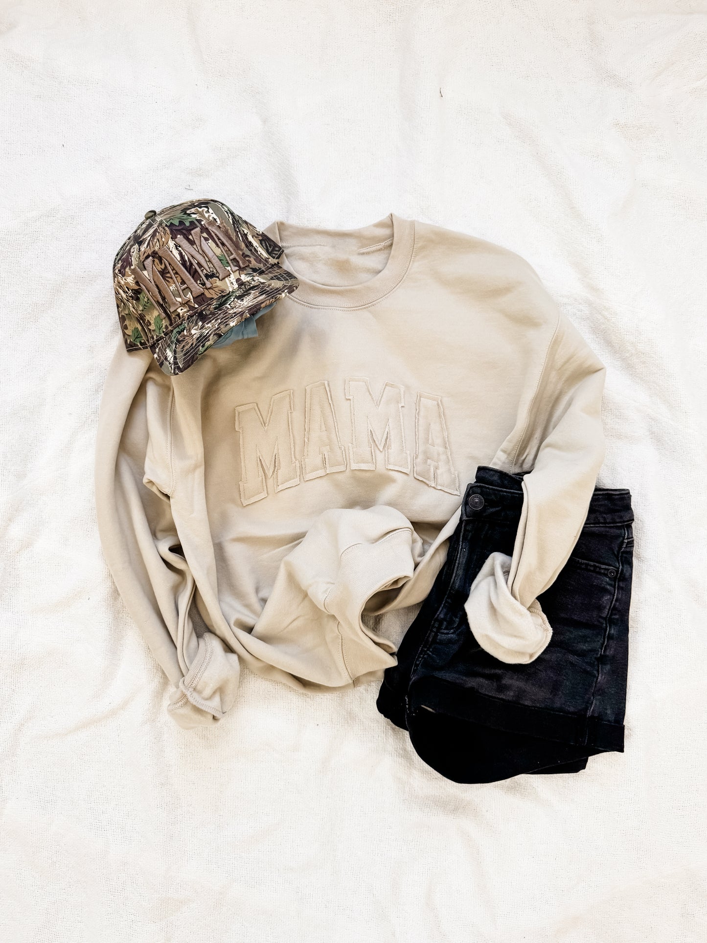 MAMA / neutral