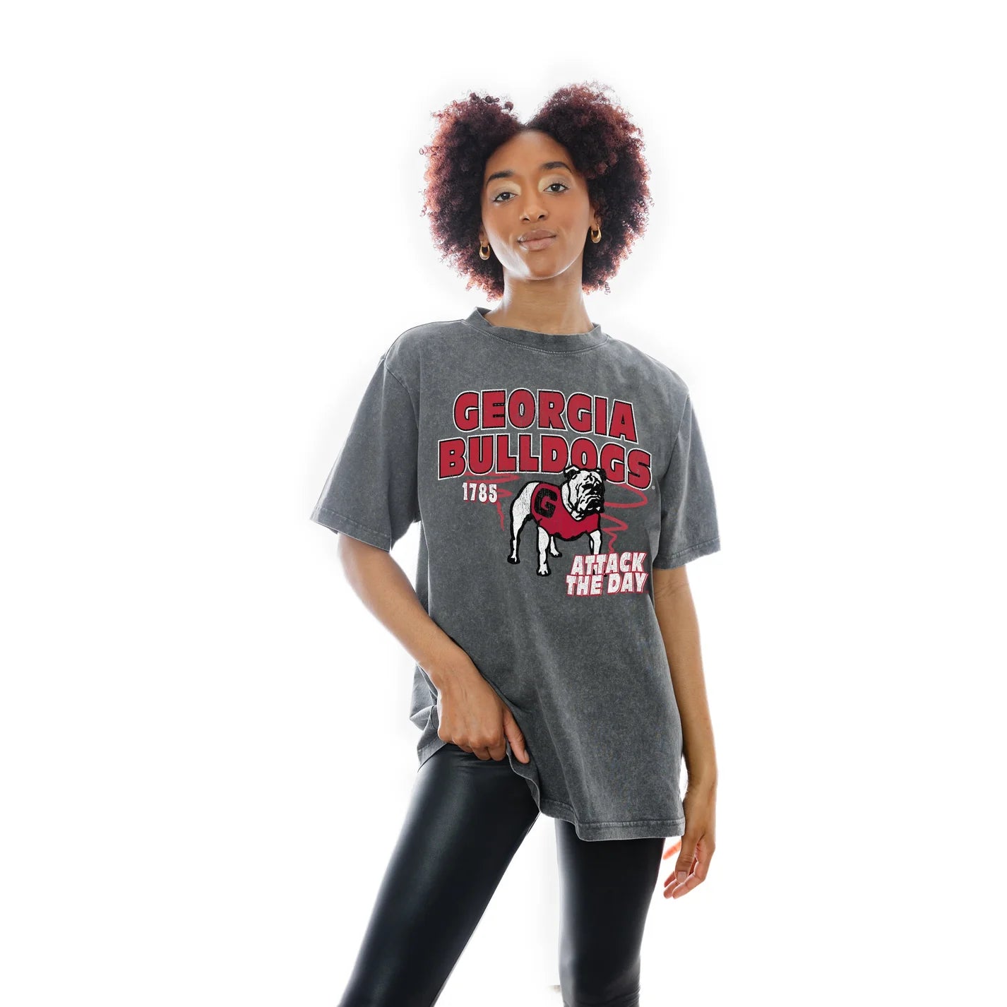 GEORGIA BULLDOGS KEEP THE LEAD OVERSIZED CREWNECK TEE Juneandgrey