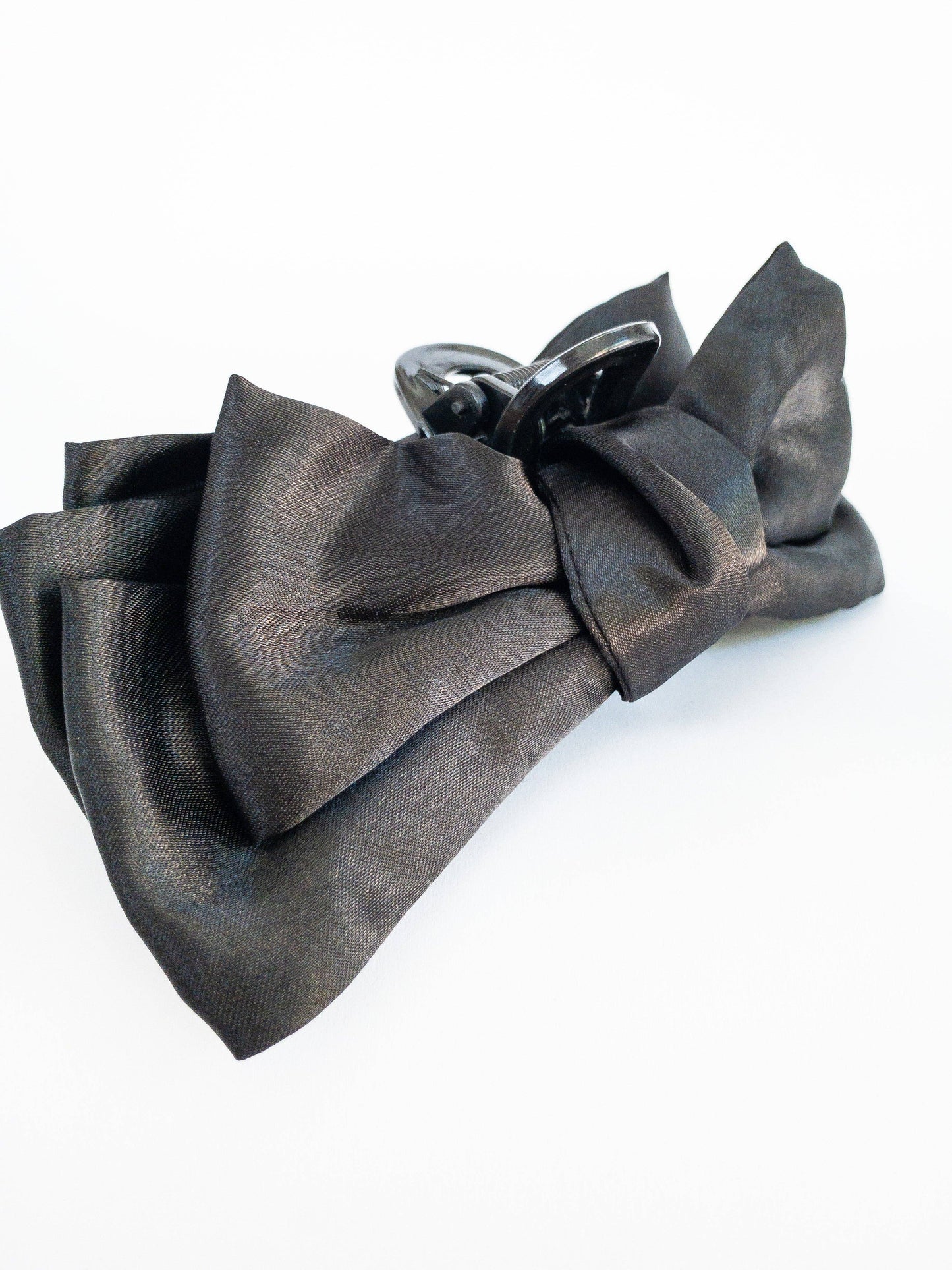 Mia Bow Hair Claw Clip in Jet Black