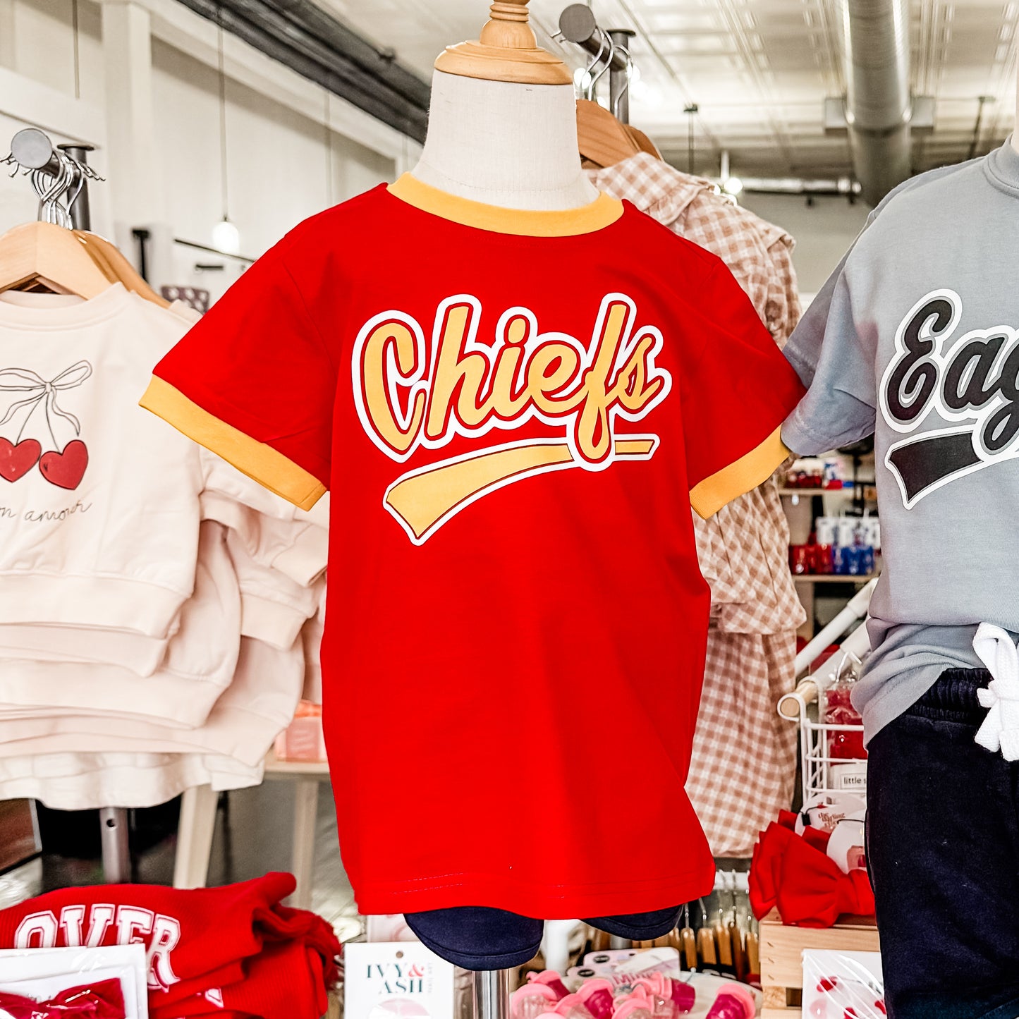 CHIEFS cursive ringer tee