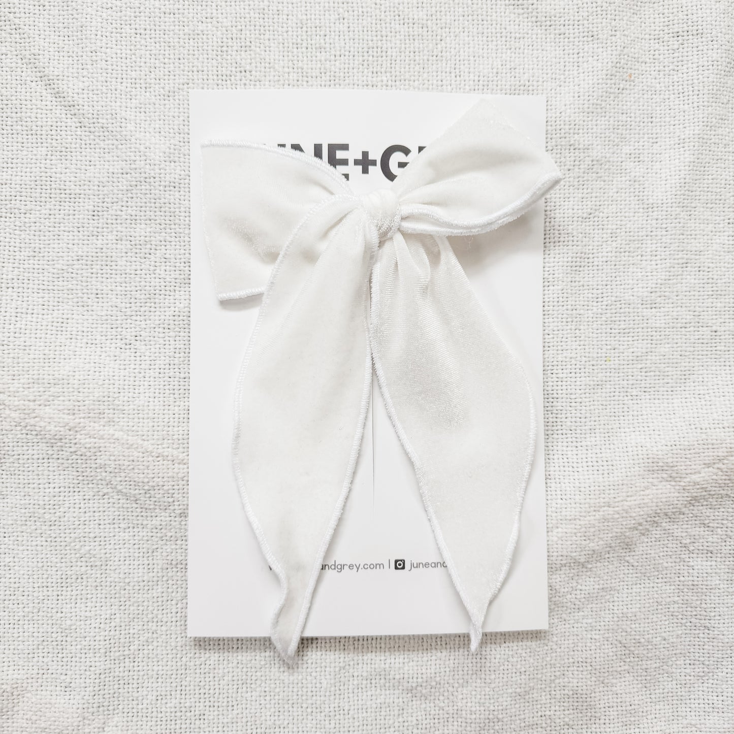 WHITE VELVET // FAY BOW