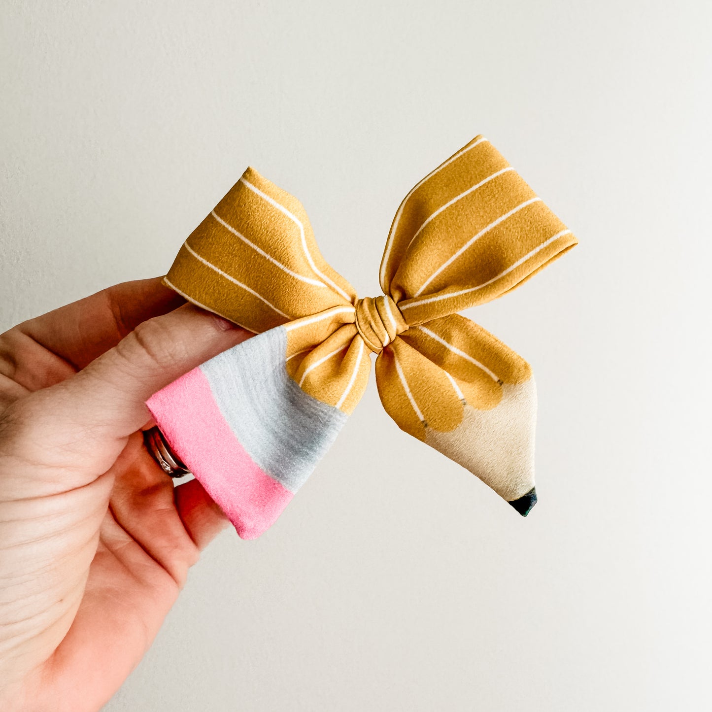 pencil bow