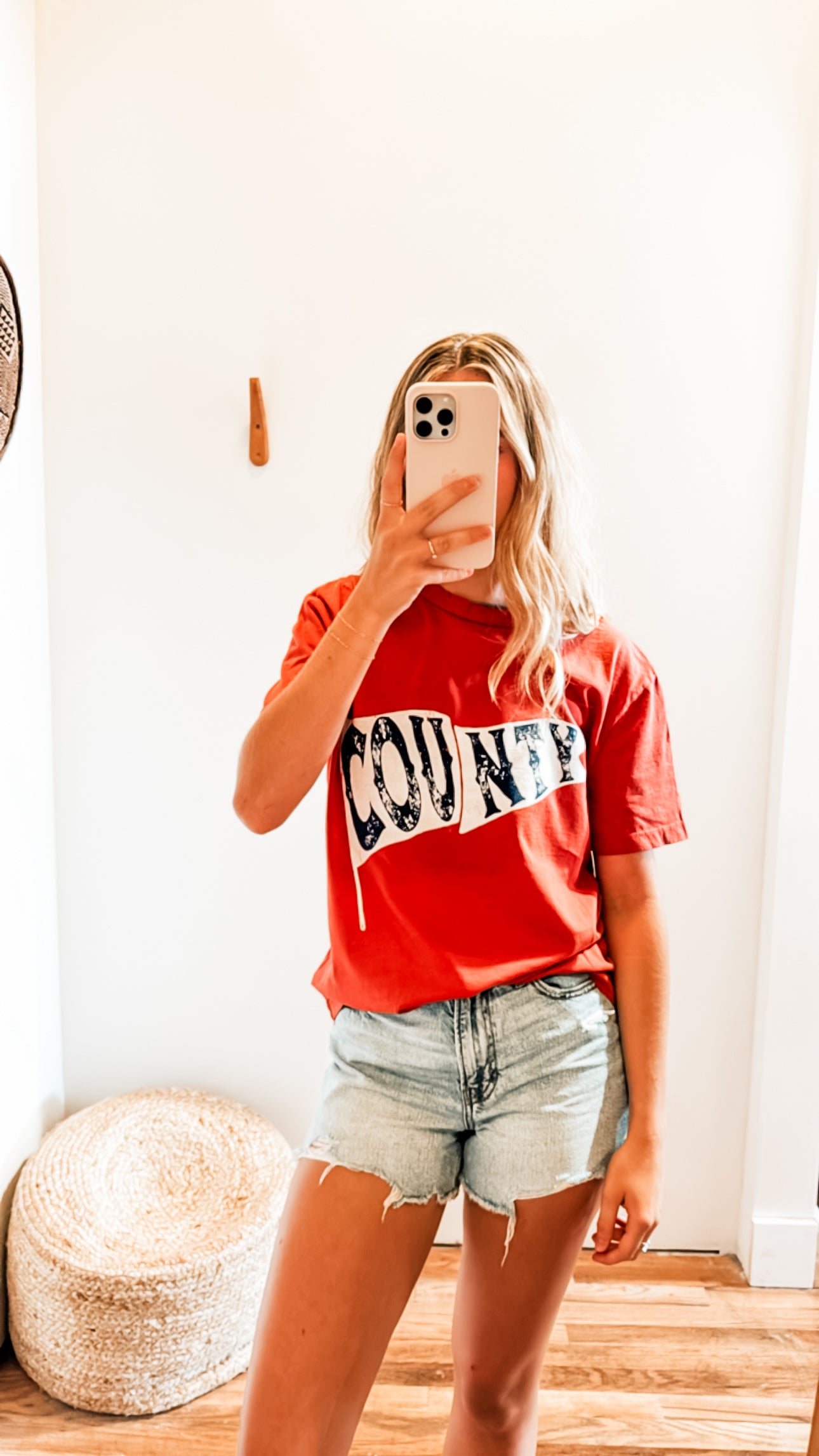 COUNTY pennant tee