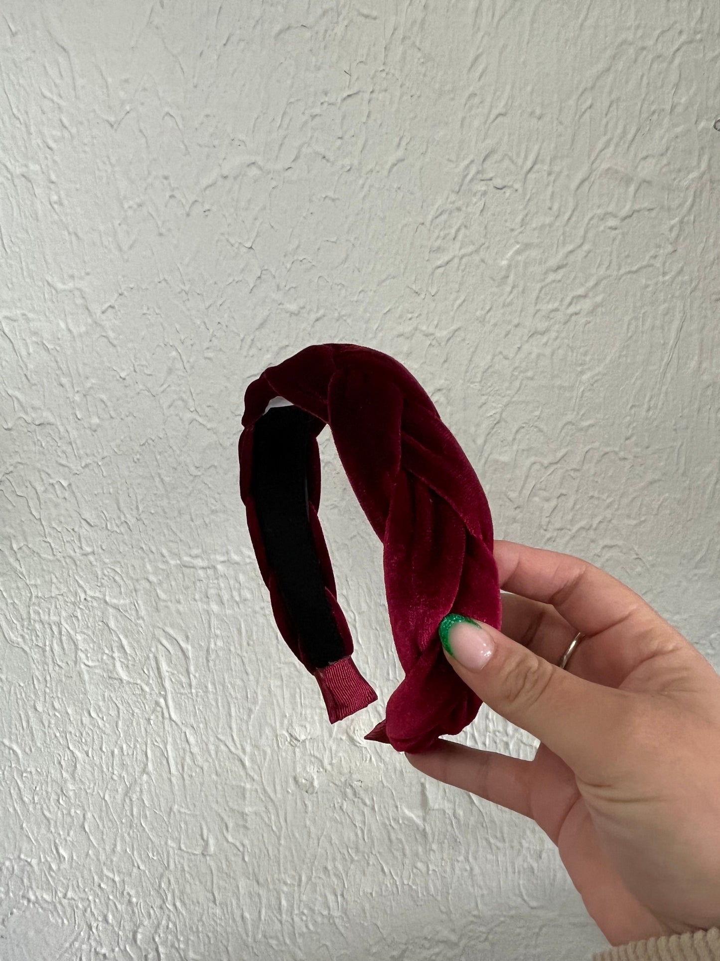 MAROON VELVET BRAIDED HEADBAND