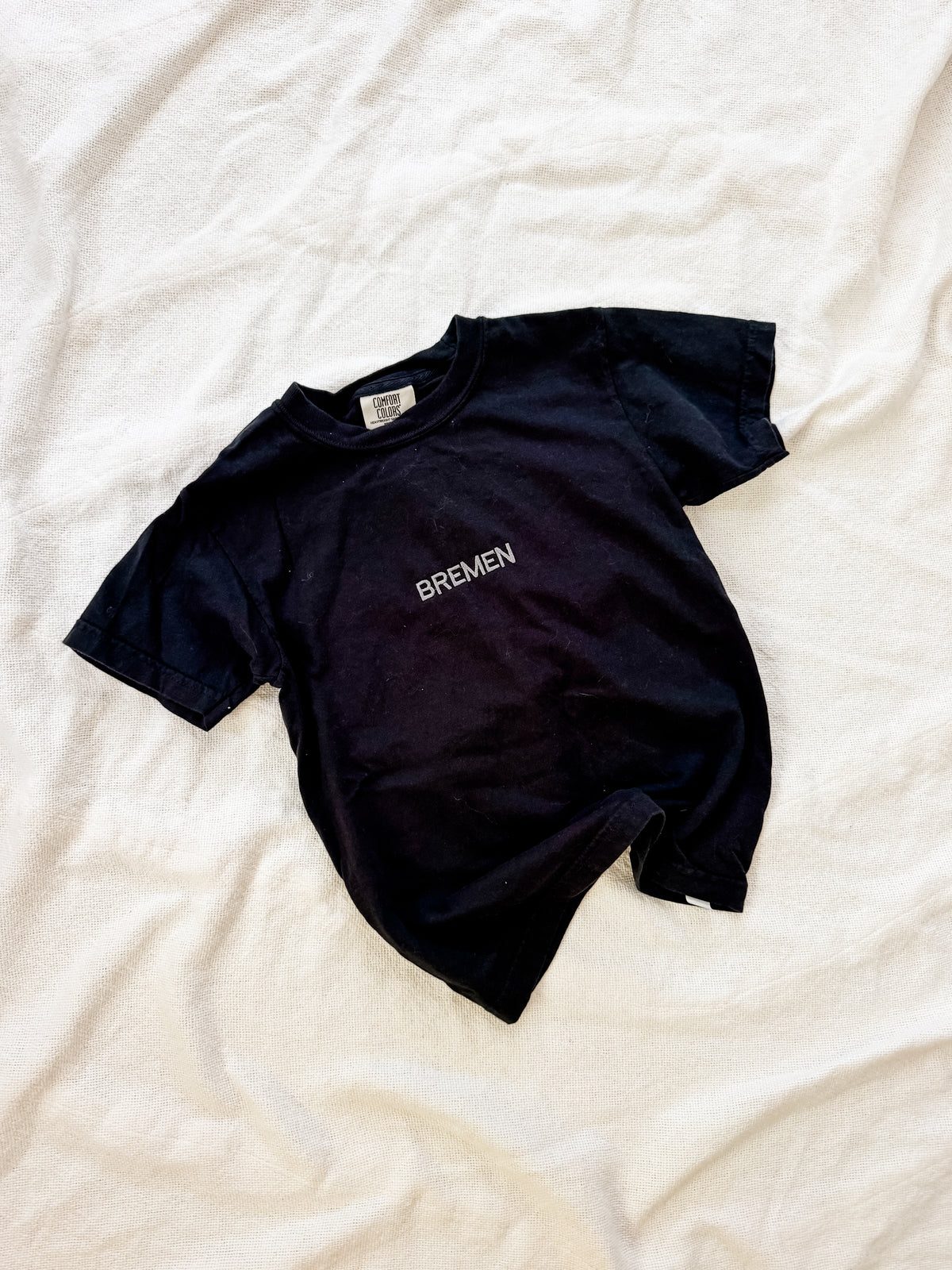 BREMEN black tee