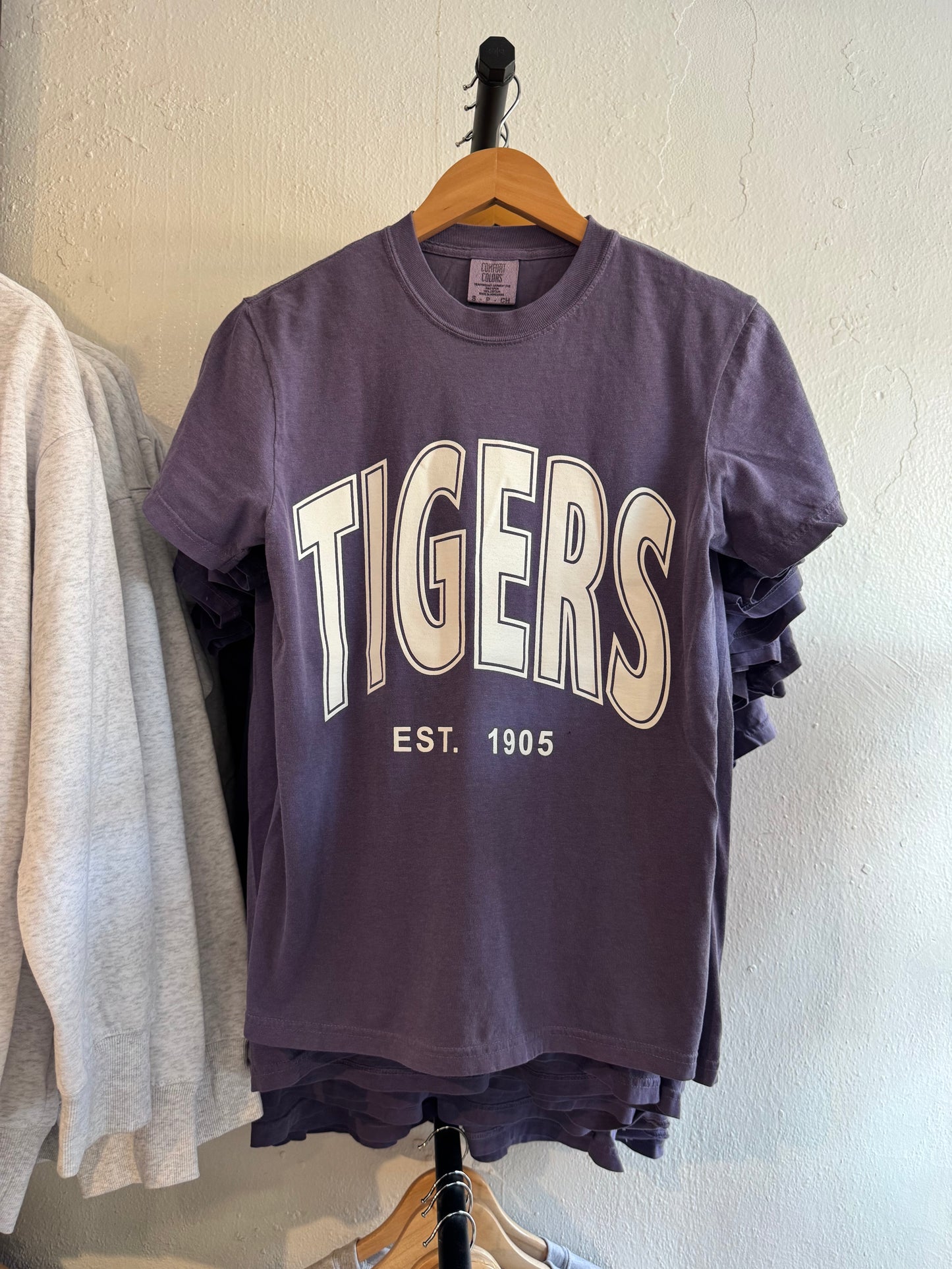TIGERS short sleeve tee