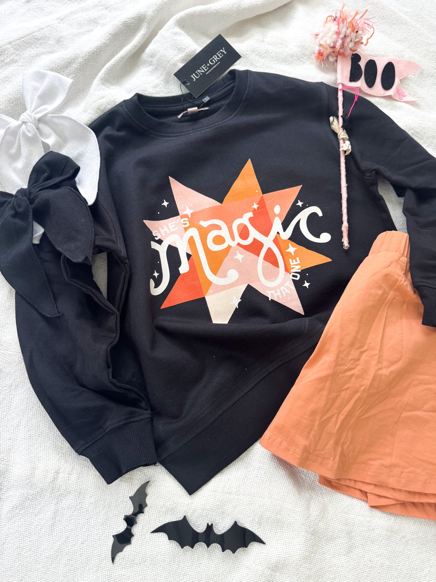 SHE'S MAGIC sweatshirt