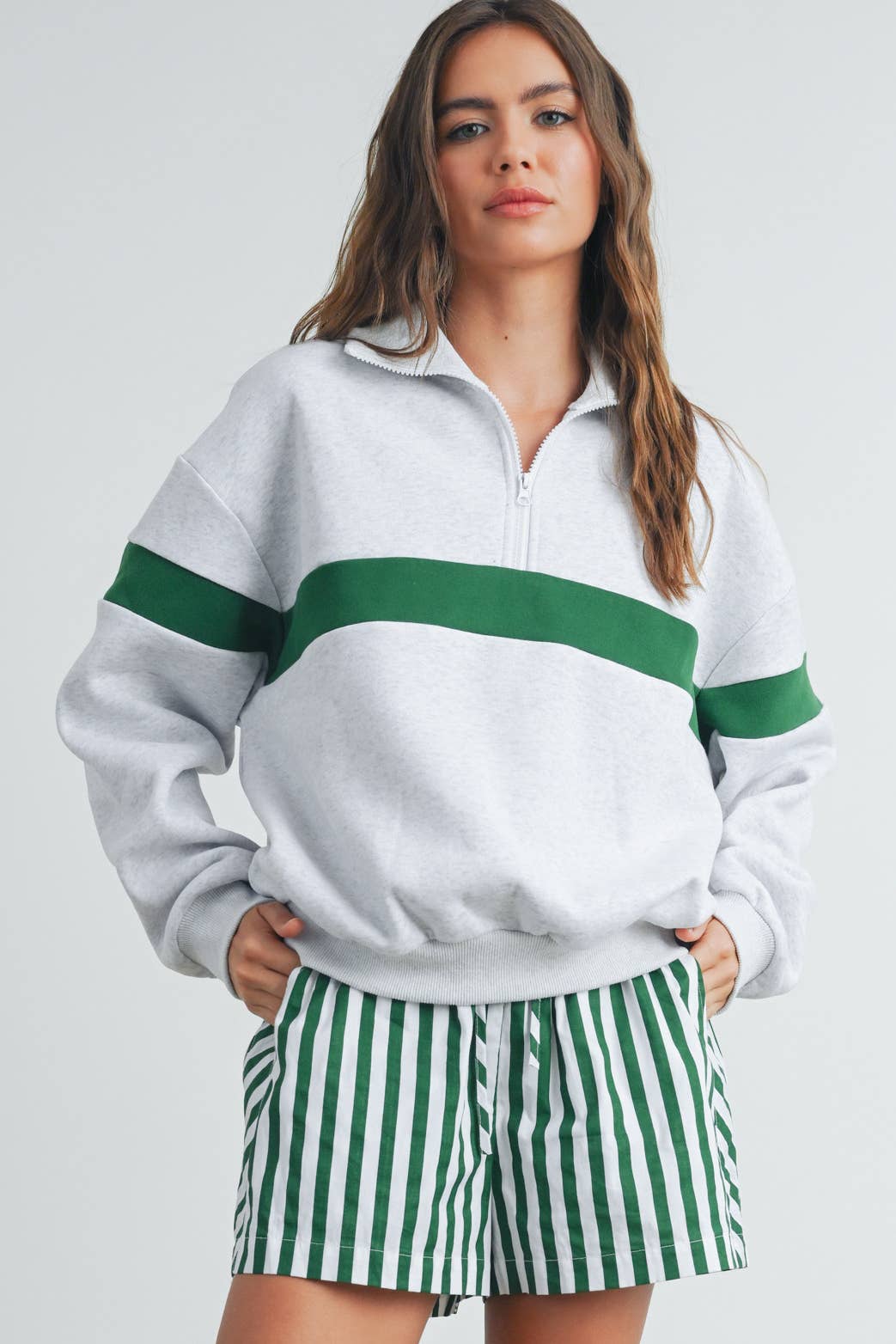 BMT7535 - TWO-TONED HALF ZIP COLLAR SWEATSHIRT