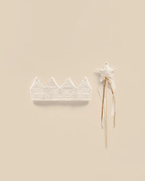 Crown & Wand || Daisy Embroidery