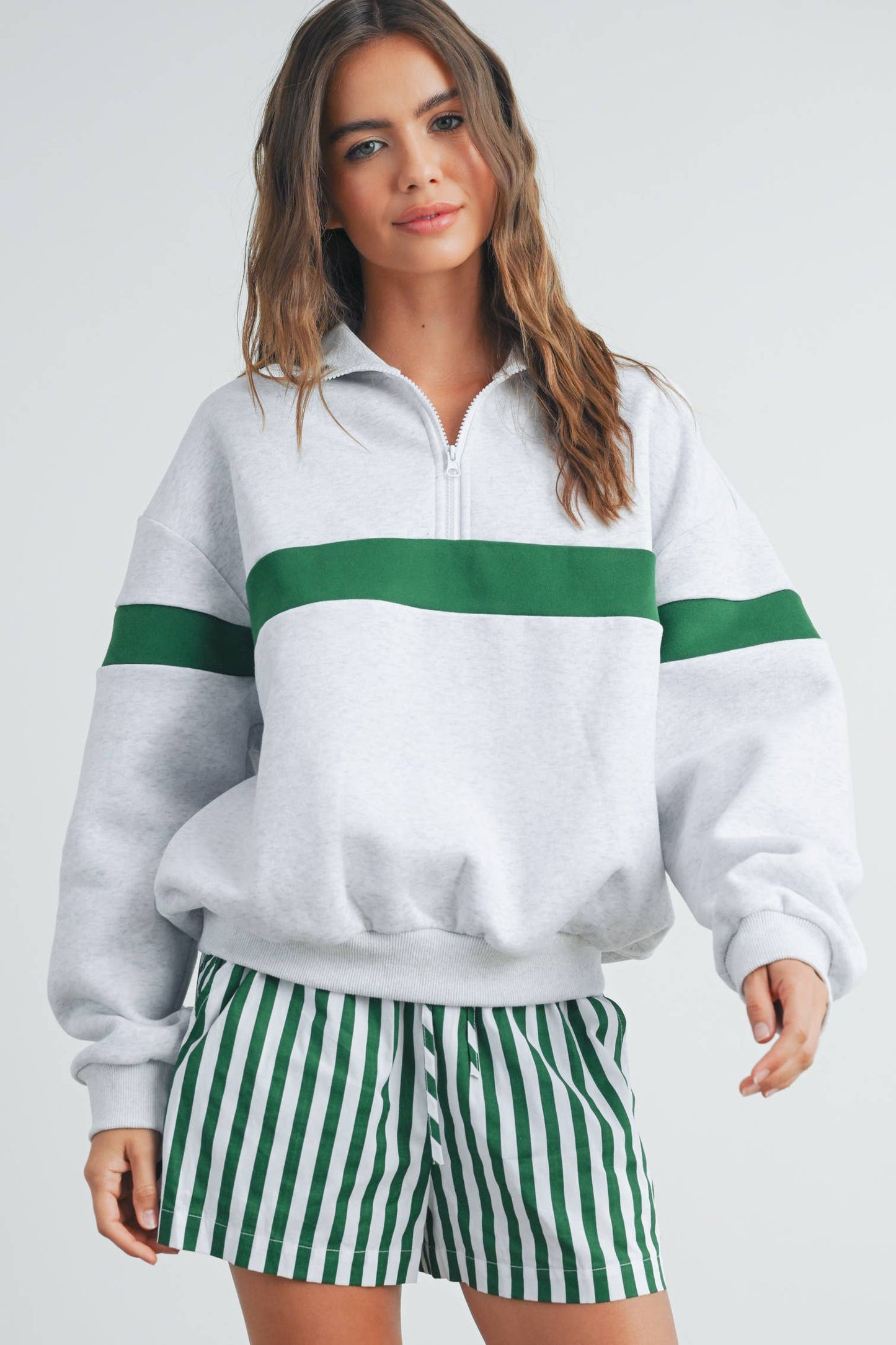 BMT7535 - TWO-TONED HALF ZIP COLLAR SWEATSHIRT