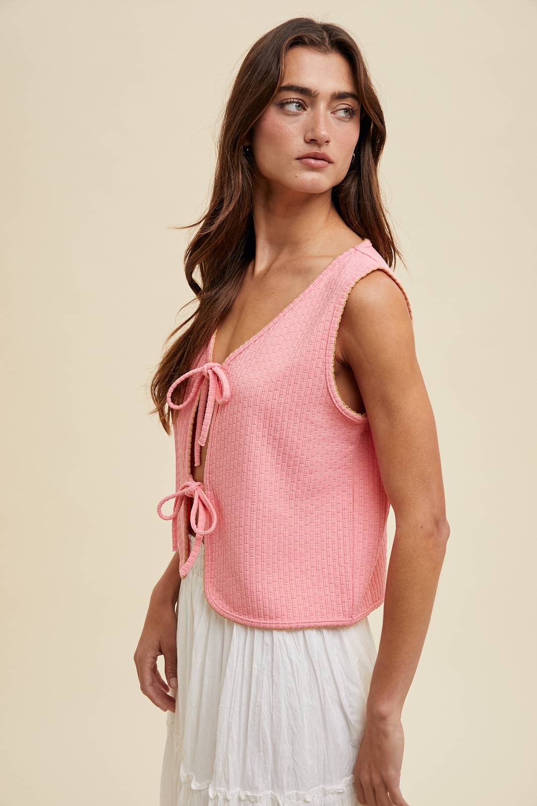 TEXTURED PIPING DETAIL VEST