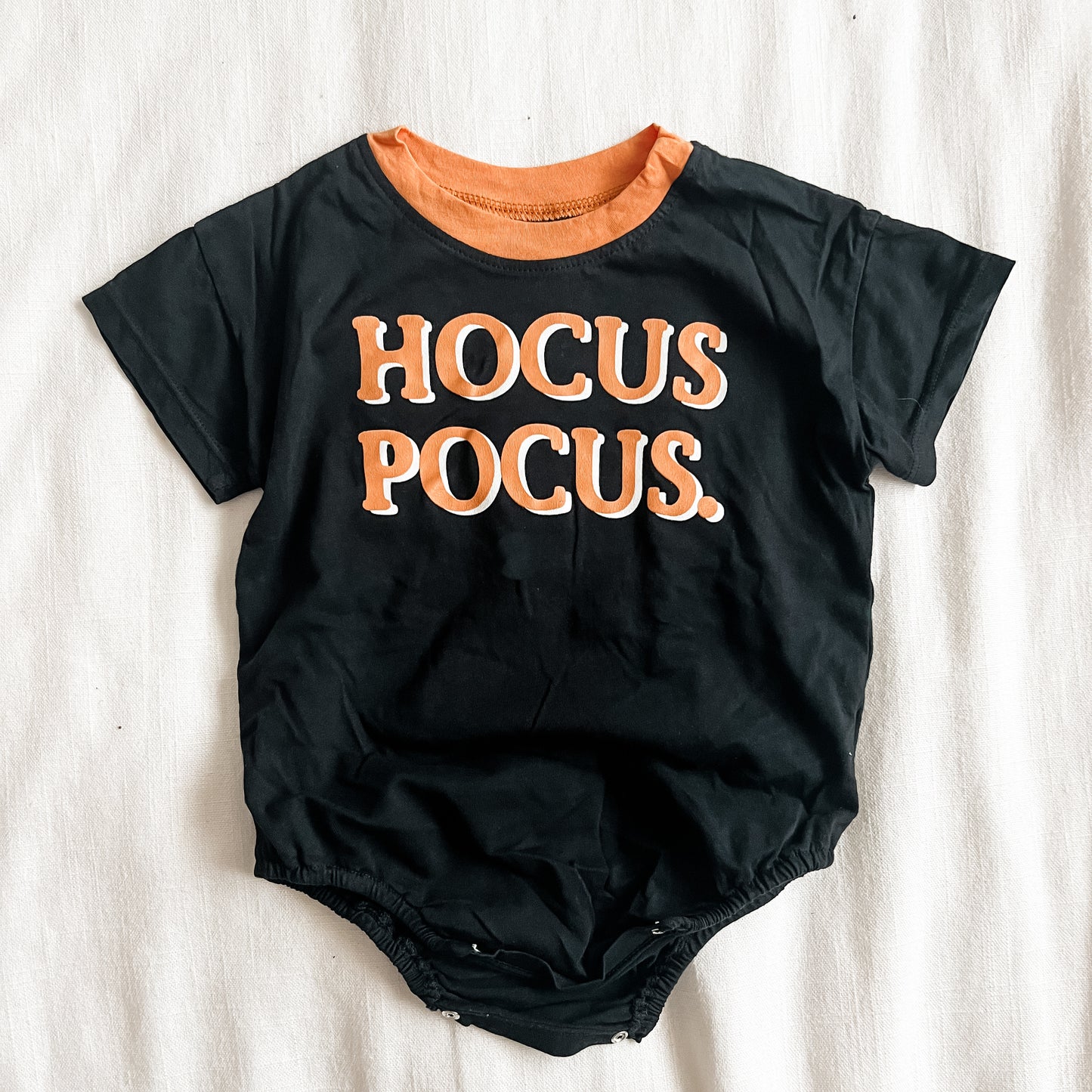 HOCUS POCUS (oversized tee bubble)