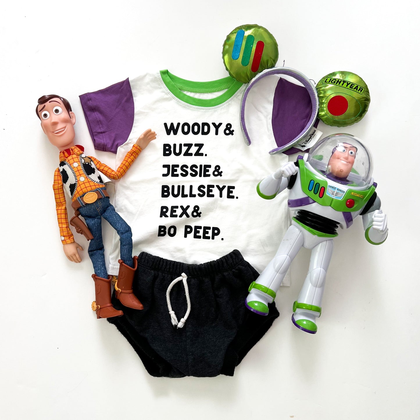 toy magic list tee