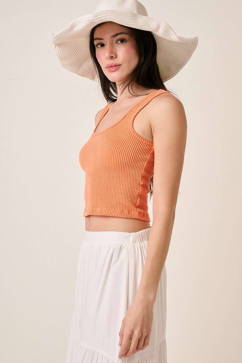 URBAN RIB KNIT SCOOP NECK CROP TANK TOP
