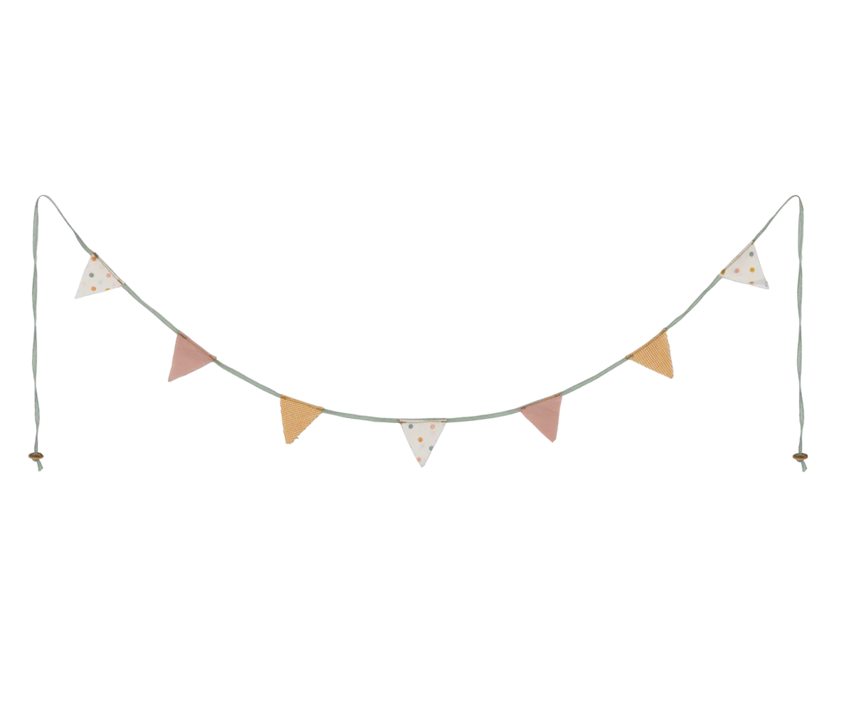 Garland, Miniature - 7 Flags