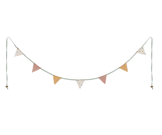Garland, Miniature - 7 Flags
