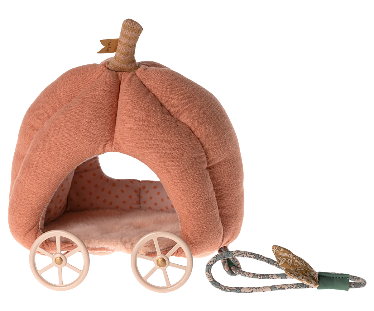 Pumpkin carriage, Mouse