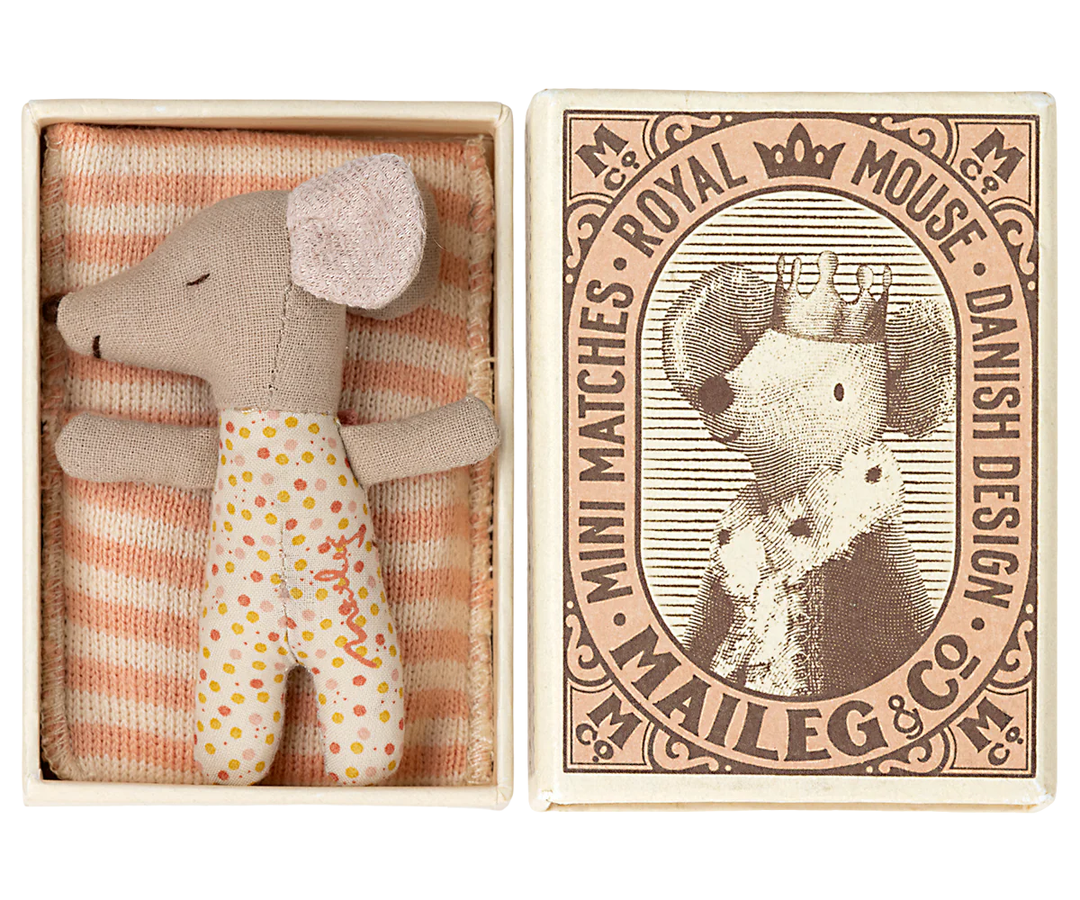 Sleepy/wakey baby mouse in matchbox- rose