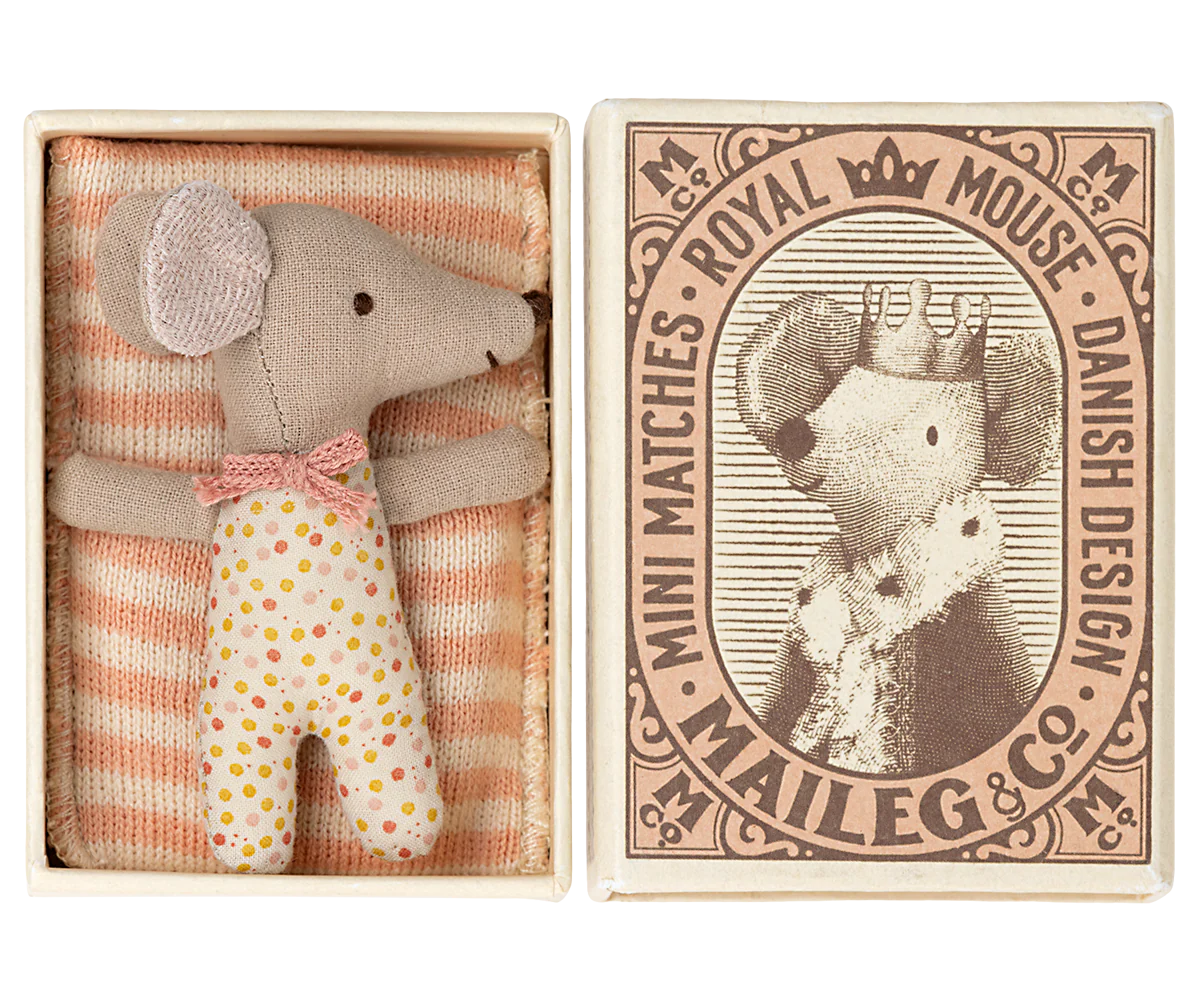 Sleepy/wakey baby mouse in matchbox- rose