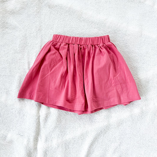 pink skirt