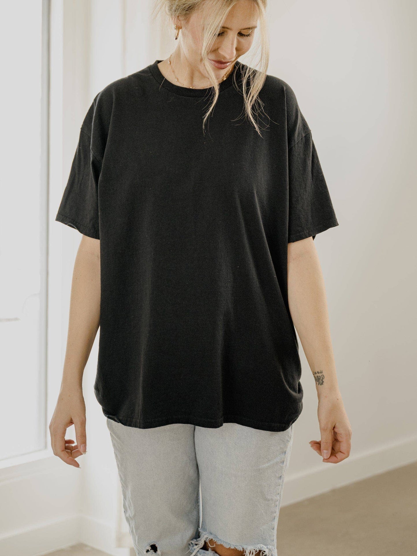 LivyLu Black Blank Thrifted Tee