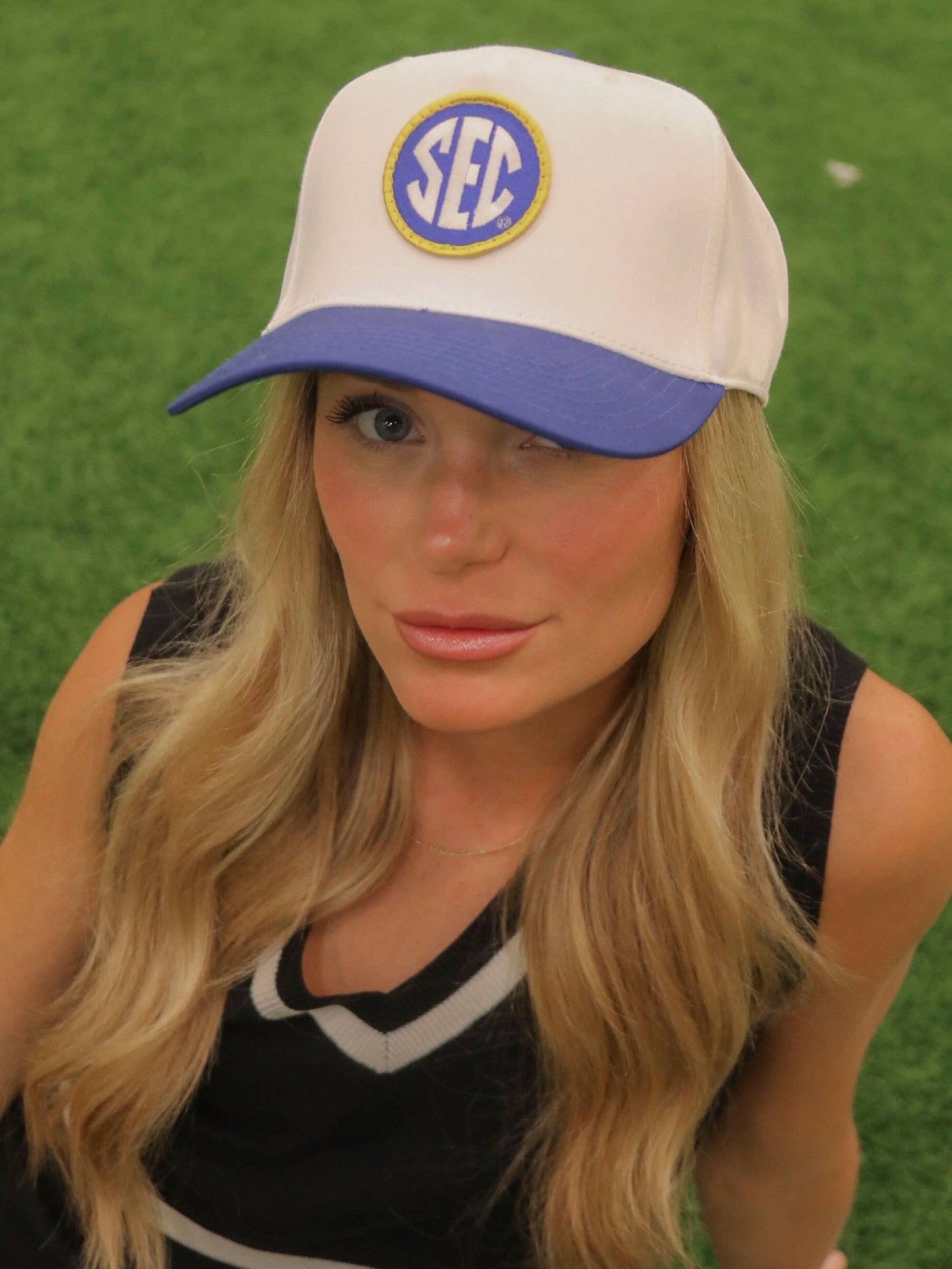 SEC 2 TONE TRUCKER HAT