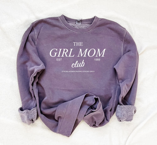 GIRL MOM CLUB sweatshirt