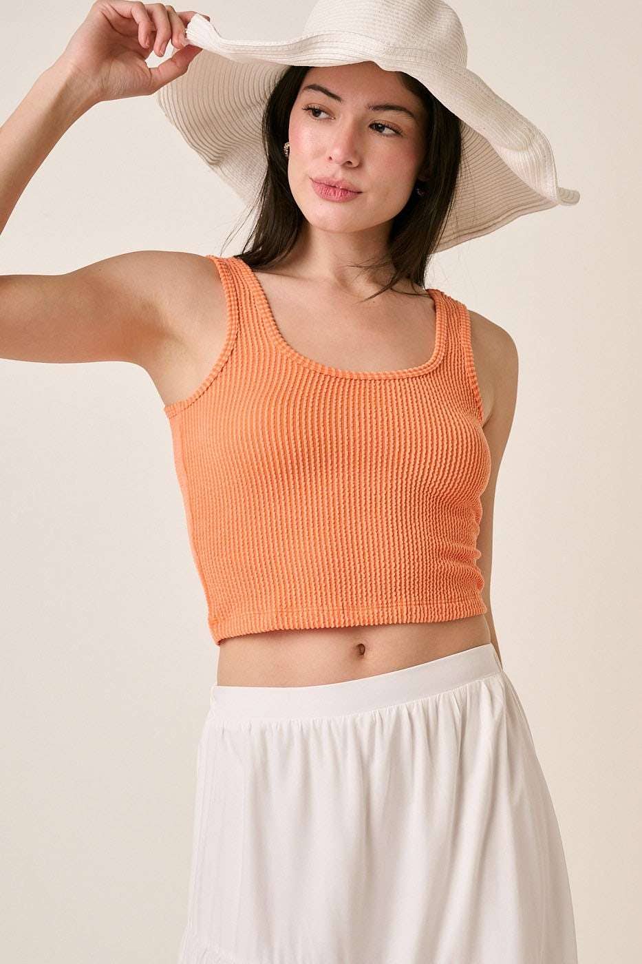 URBAN RIB KNIT SCOOP NECK CROP TANK TOP