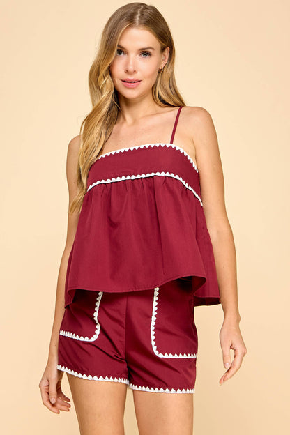 CT9312-Triangle Embroidery Stitch Detail Sleeveless Top