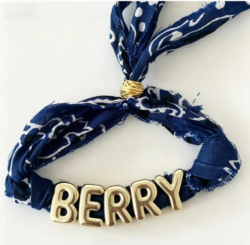 BERRY BANDANA BRACELET