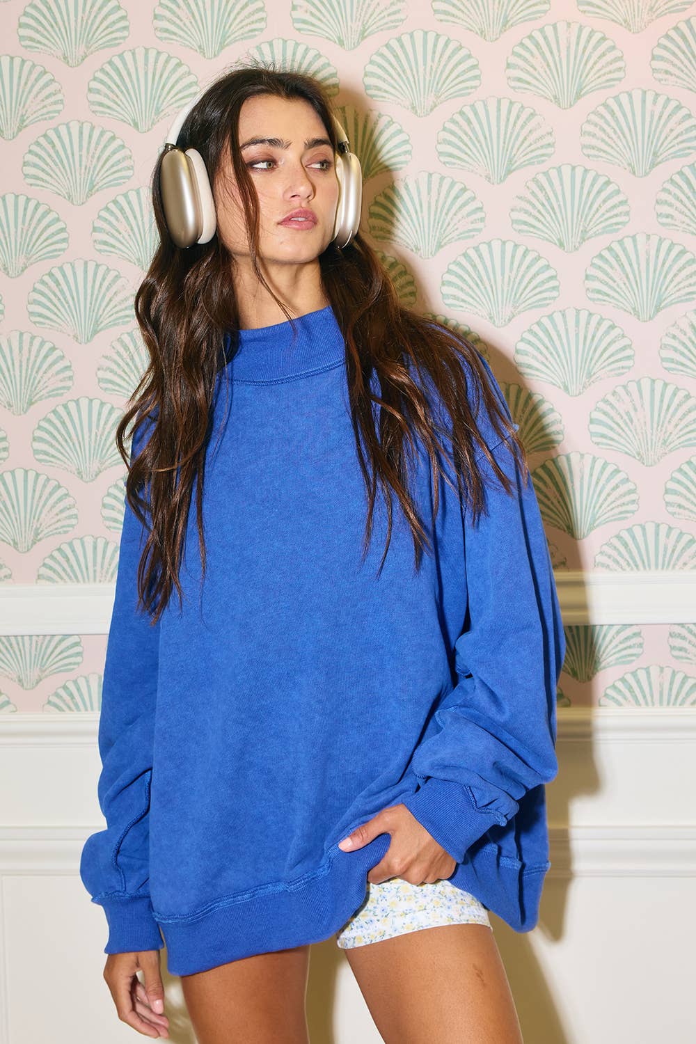IT2594-3 Vintage Wash Print Oversized Sweatshirt