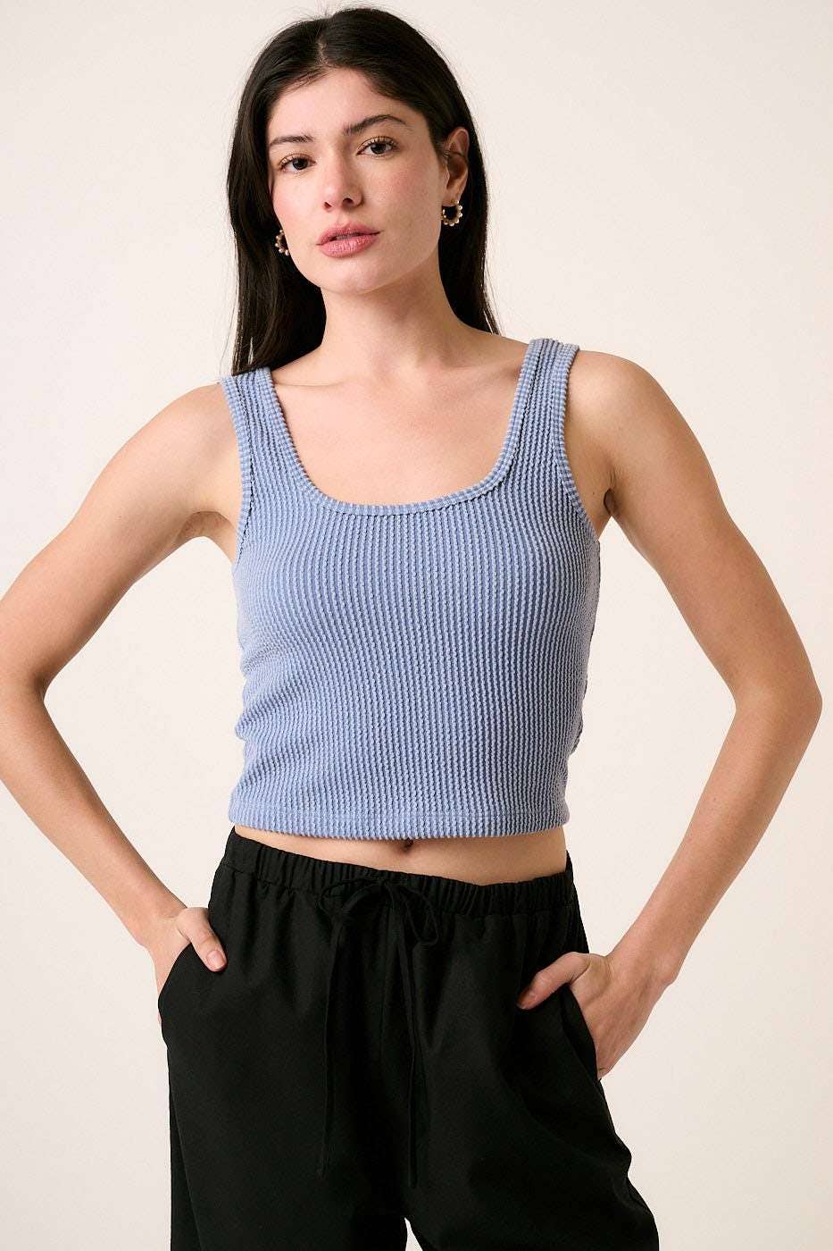 URBAN RIB KNIT SCOOP NECK CROP TANK TOP