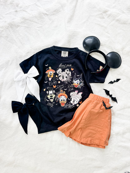 Halloween signature tee