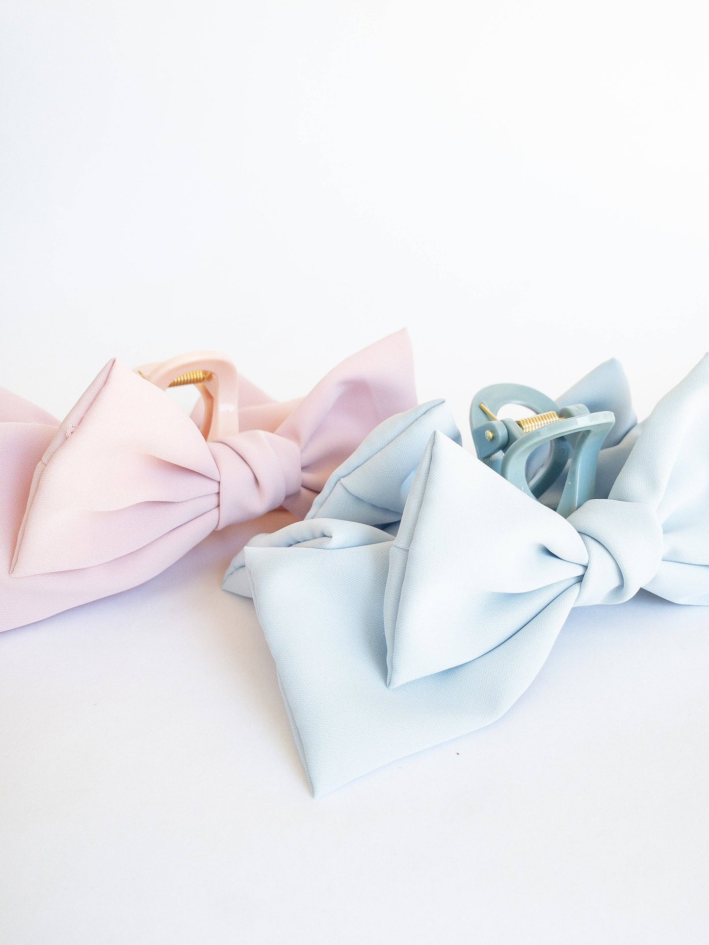 Mia Bow Hair Claw Clip in Sky