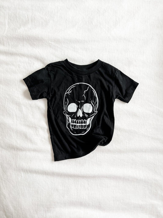 skull tee