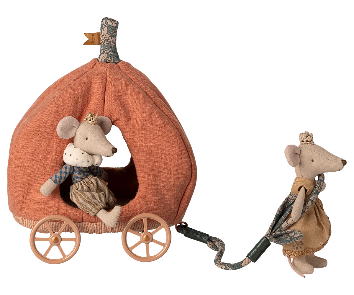 NEW Pumpkin Carriage, Mouse