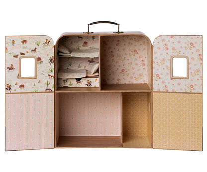 Suitcasa, Little Sister and Brother