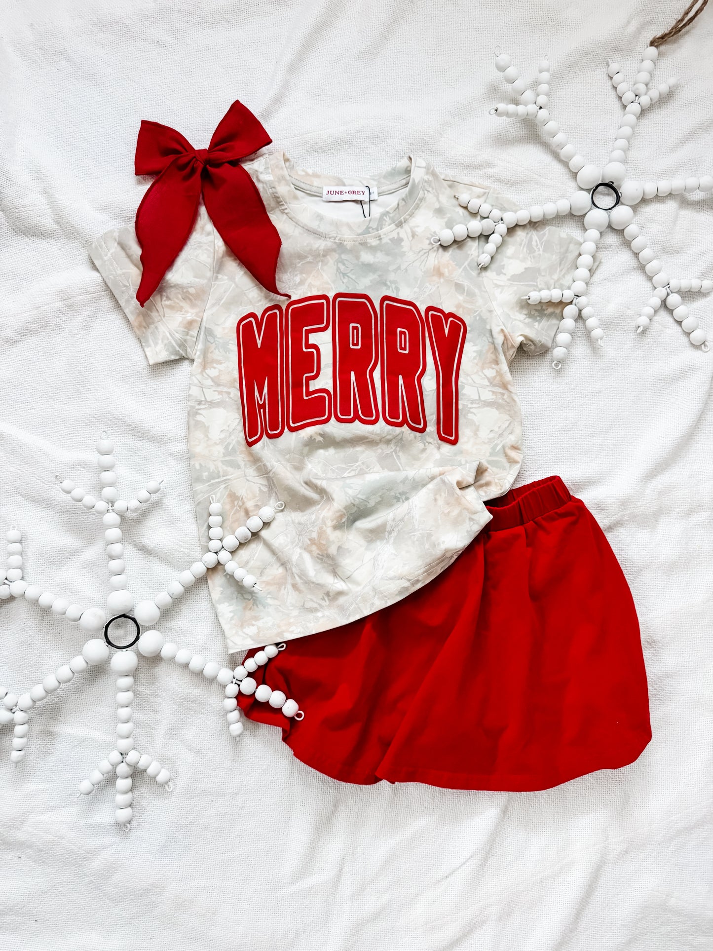 MERRY light camo tee