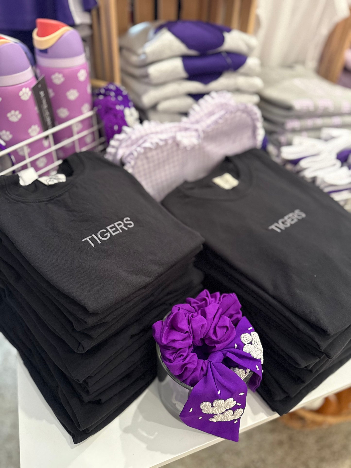 TIGERS BLACK OUT TEE