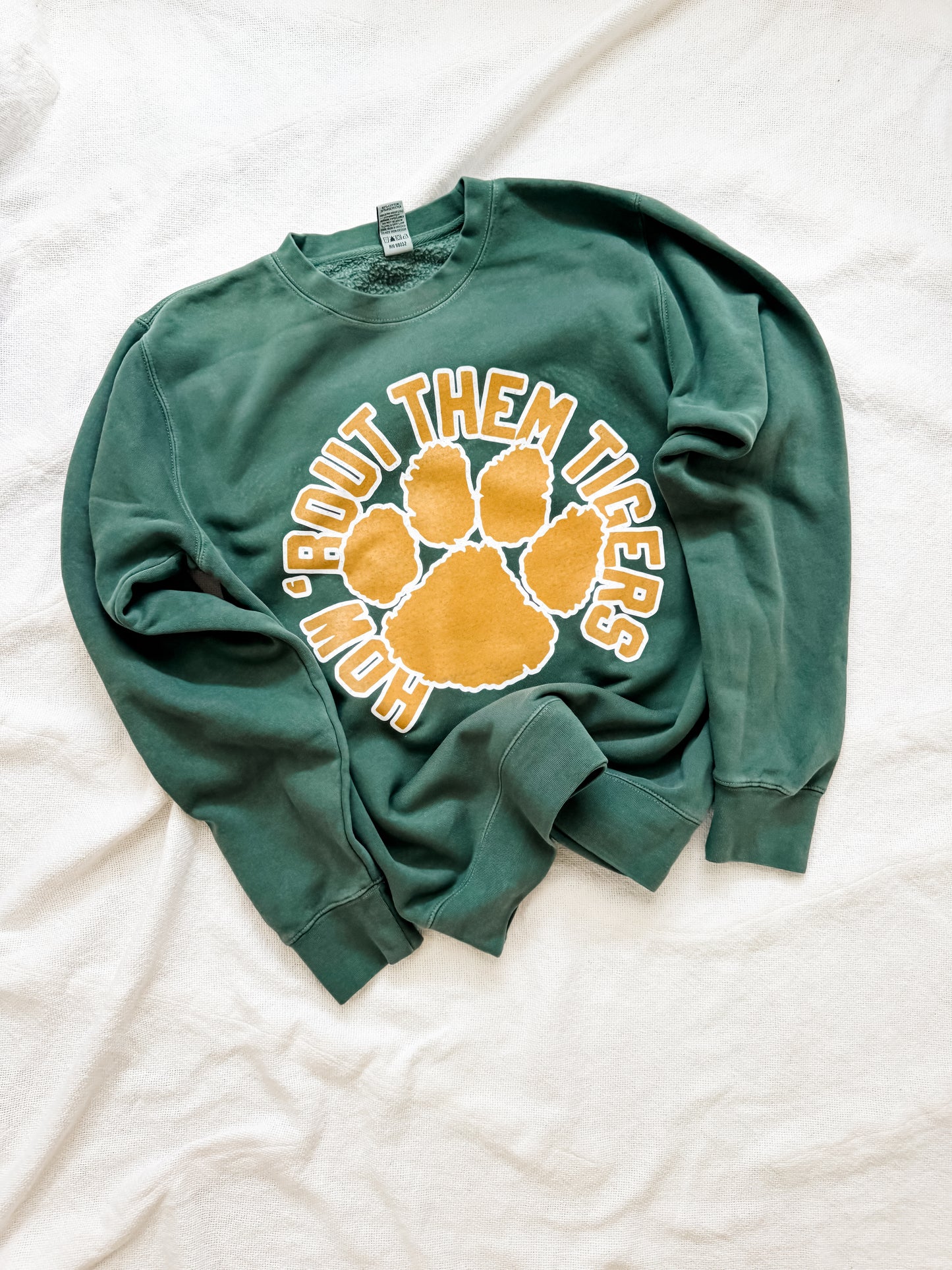 HOW BOUT THEM TIGERS sweatshirt