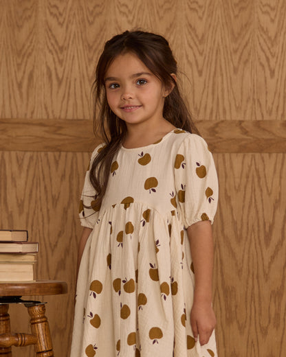 ROSE DRESS || GOLDEN APPLES
