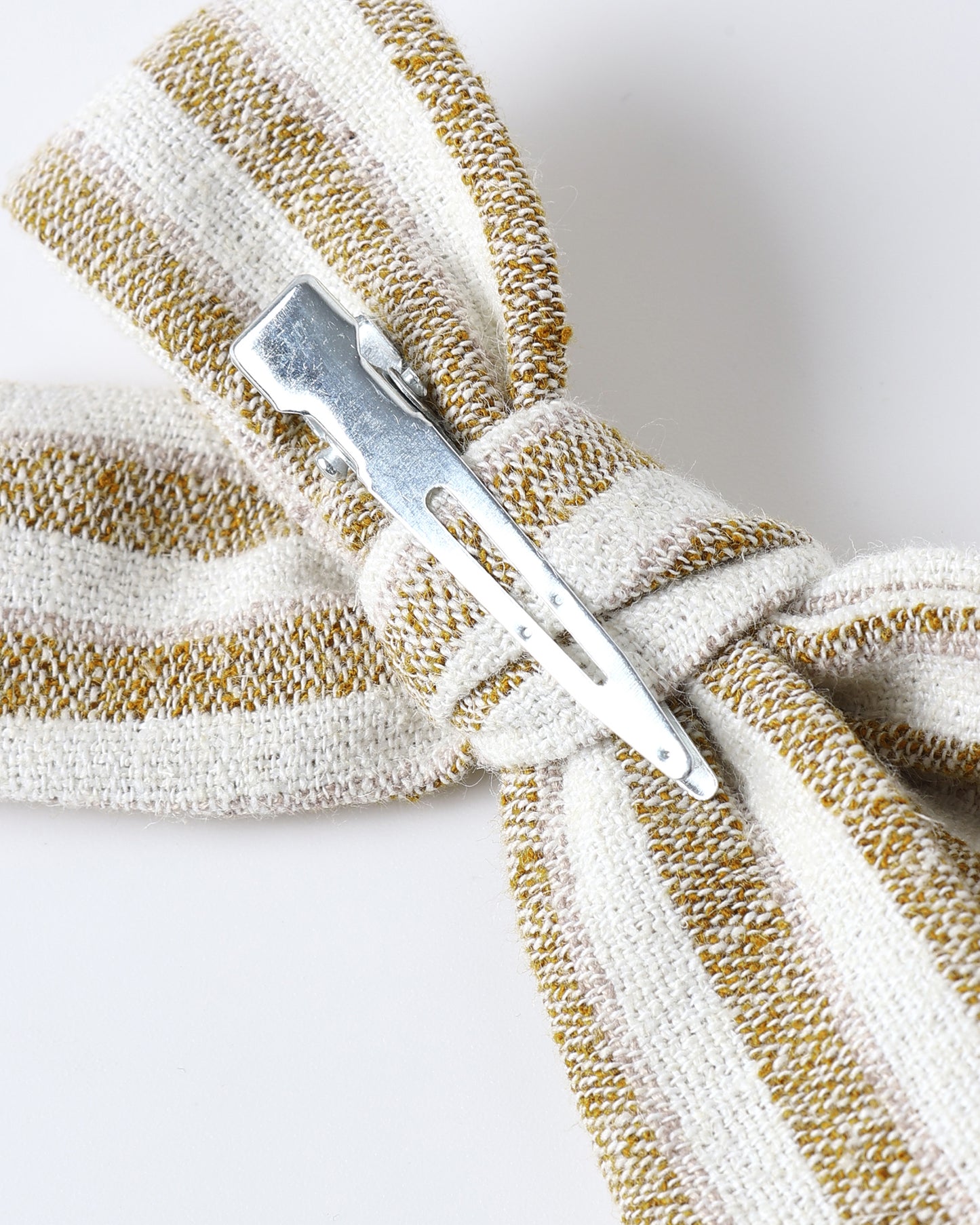 BOW || GOLDEN STRIPE