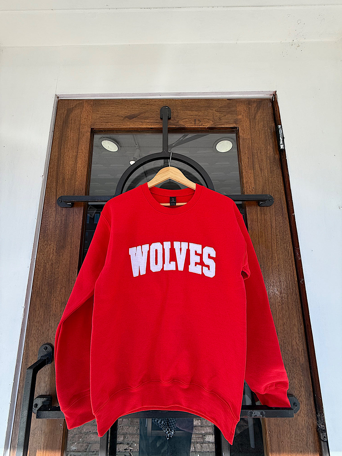 WOLVES RED CREWNECK