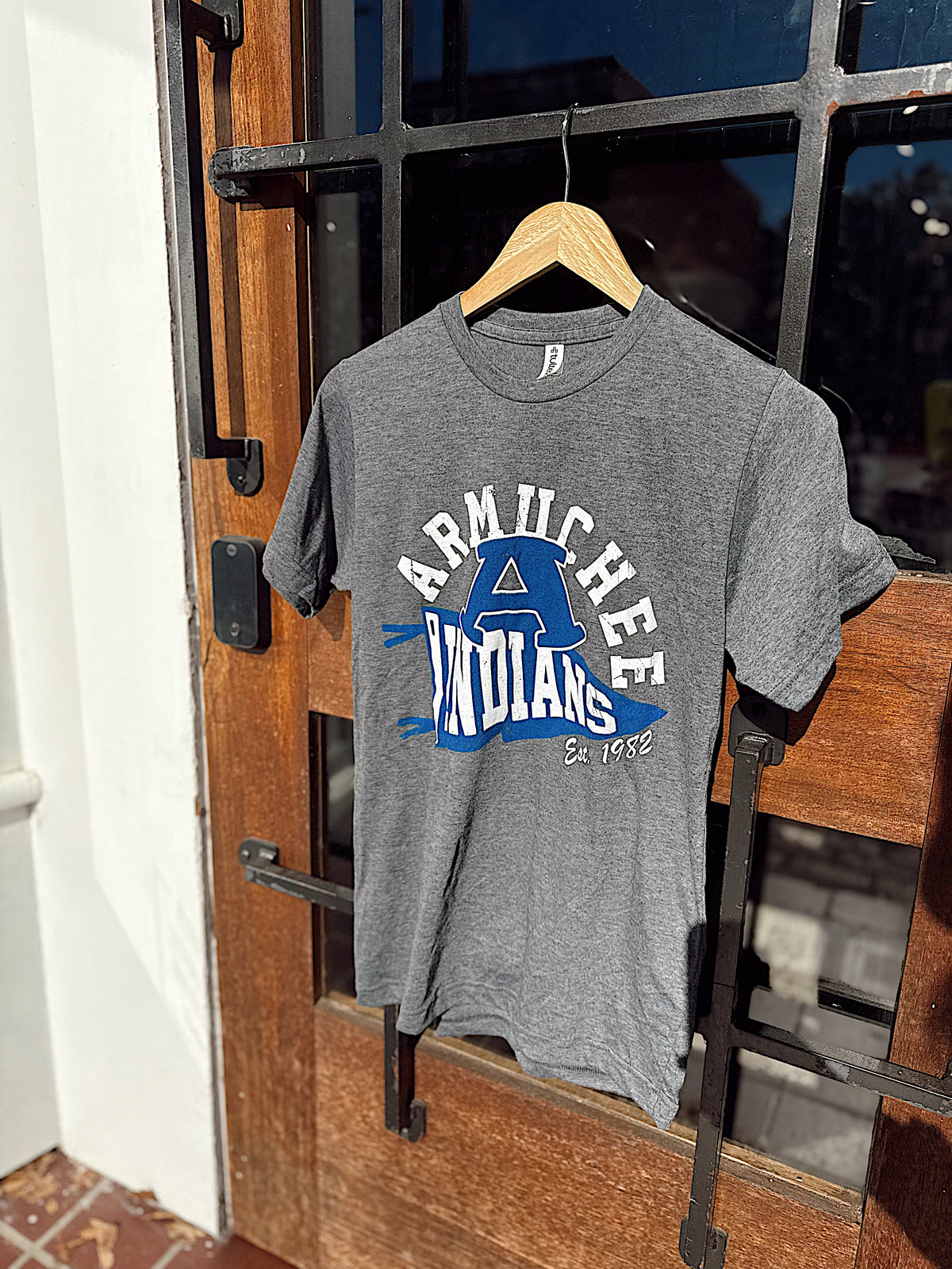 ARMUCHEE PENNANT FLAG TEE