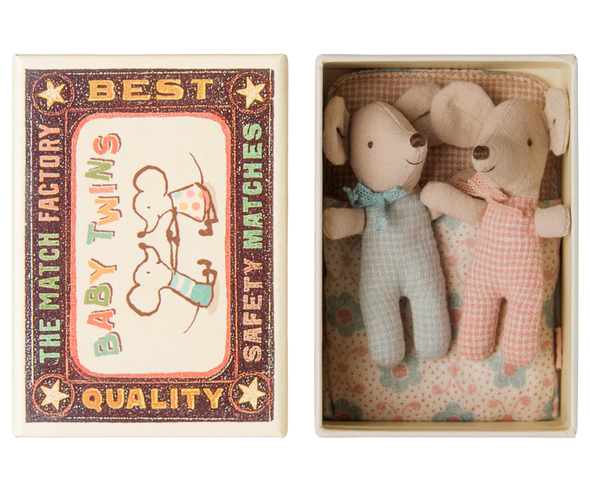 Twins, Baby mice in matchbox - Checker