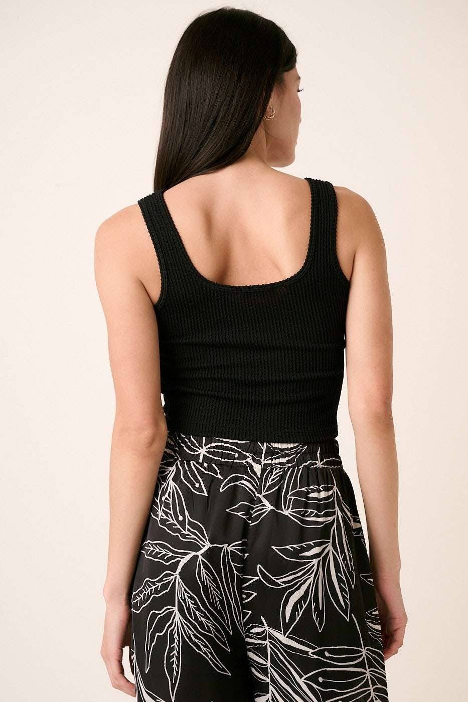 URBAN RIB KNIT SCOOP NECK CROP TANK TOP