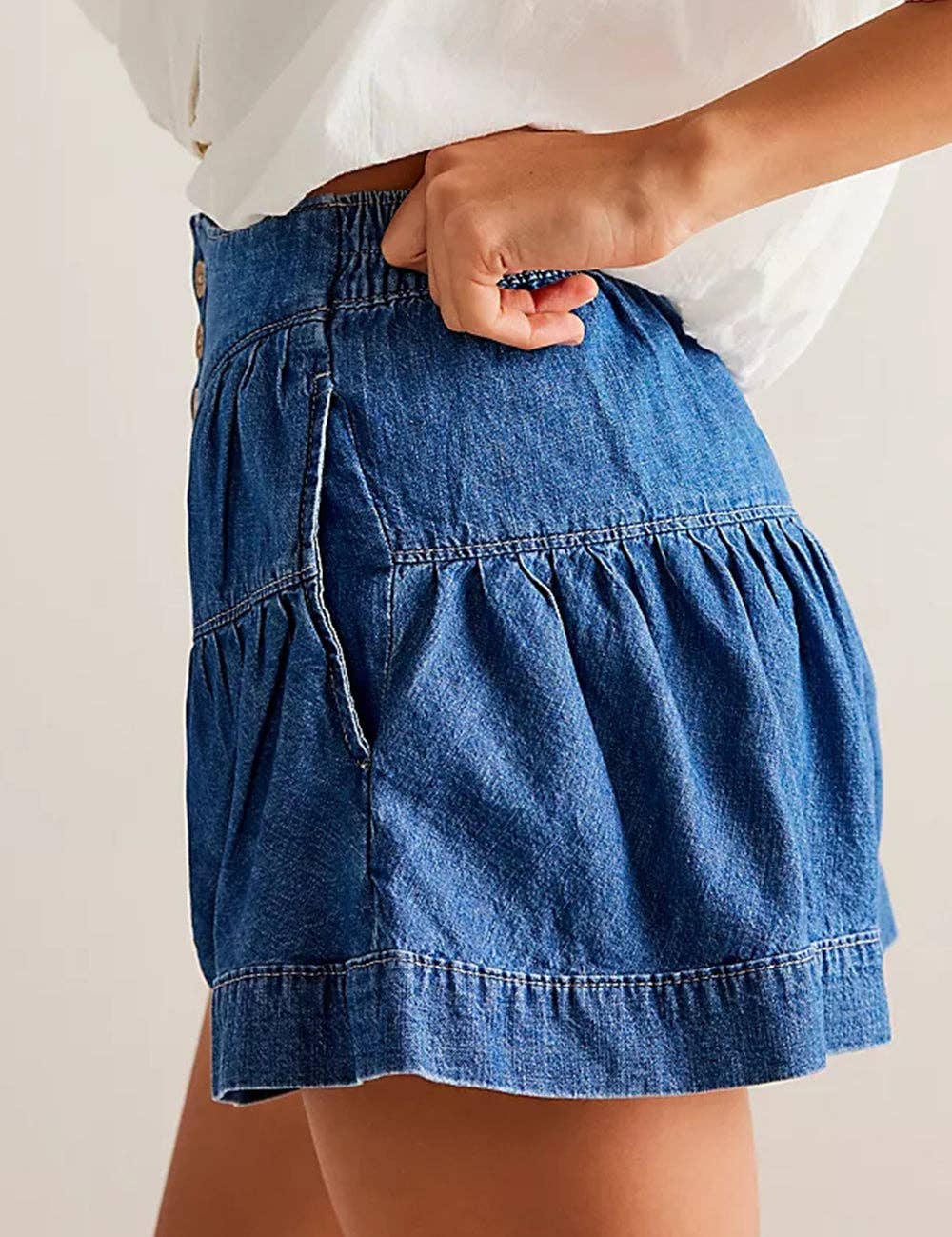 Ladies Solid Color Cotton Denim Shorts